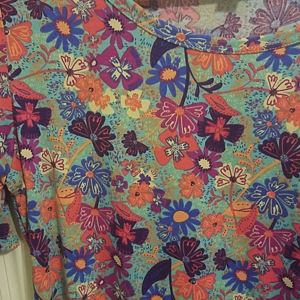 Floral gigi